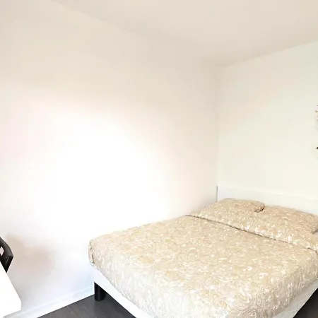 J.home Apartman