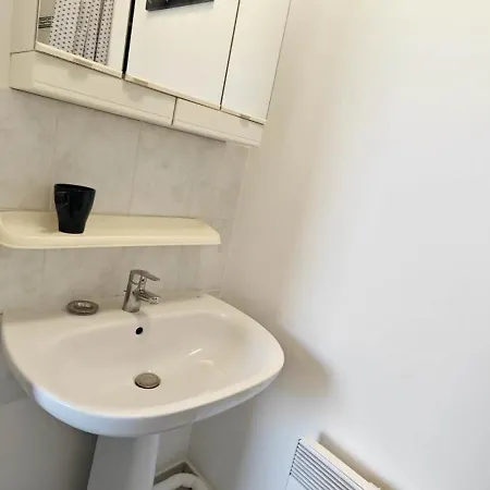 J.home * Vitry-sur-Seine